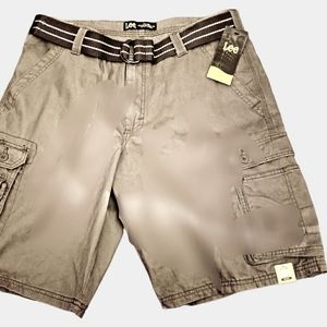 Men's Khaki Lee Cargo Shorts, size 36,